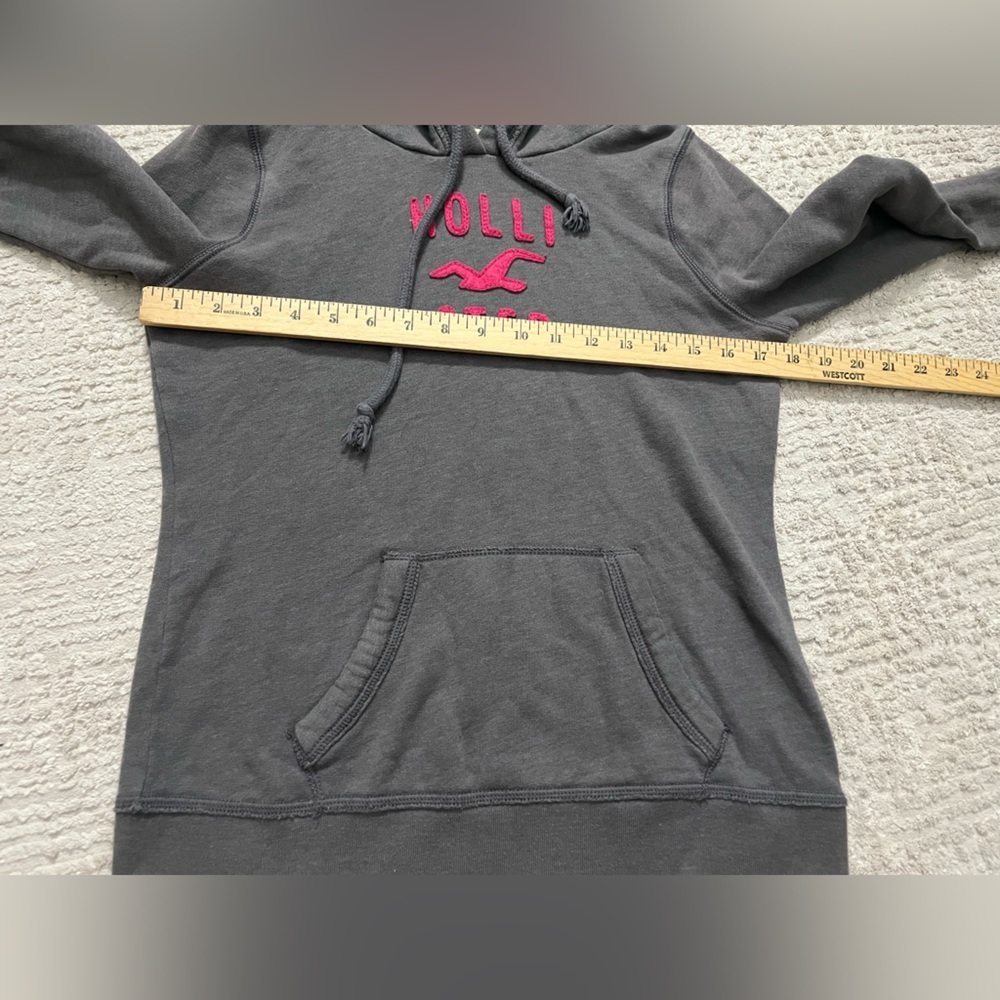 Y2K Hollister Slim Fit Hoodie - Picture 5 of 7